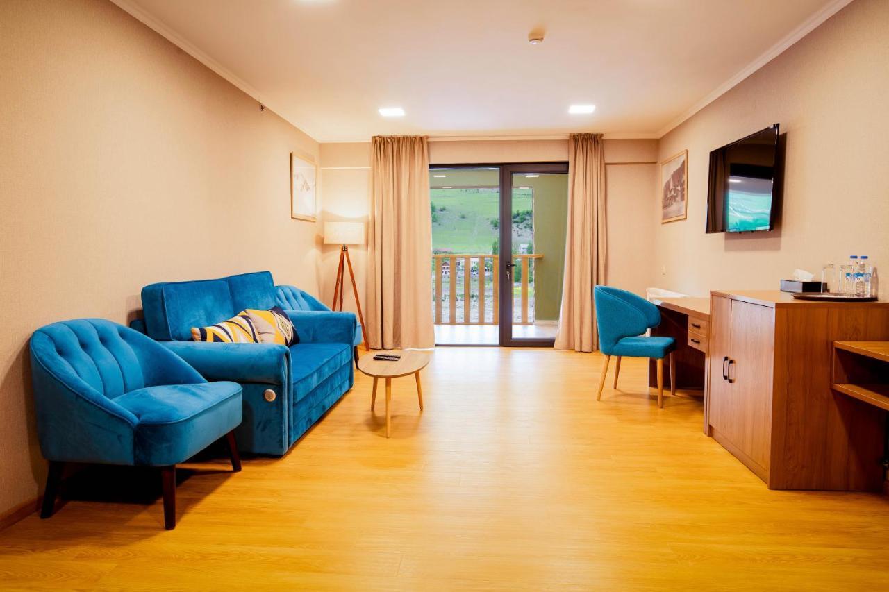 Gistola Hotel Mestia Extérieur photo