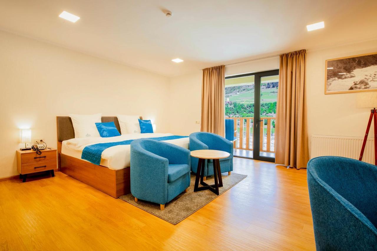 Gistola Hotel Mestia Extérieur photo