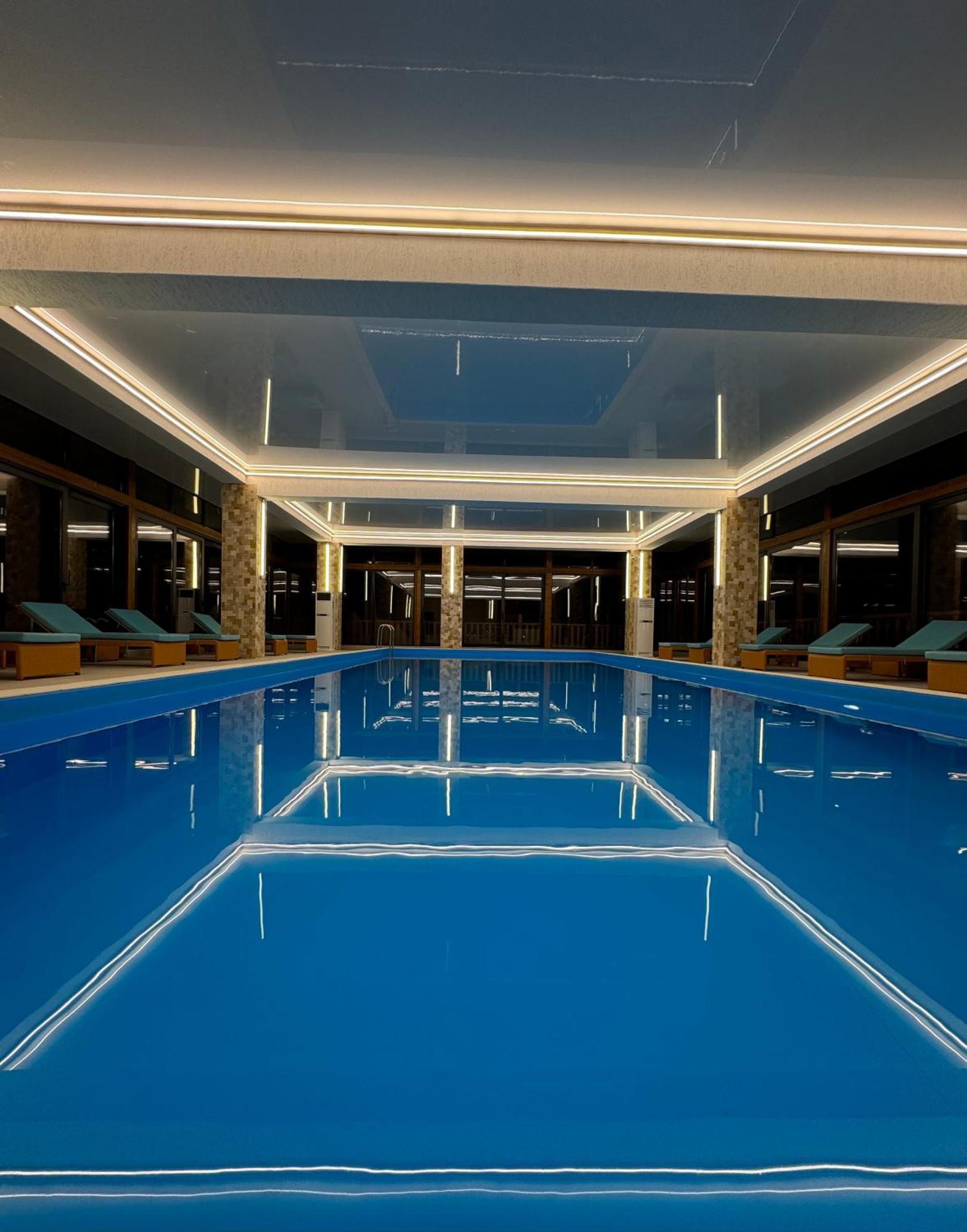 Gistola Hotel Mestia Extérieur photo